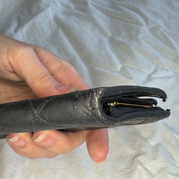 CHANEL Kisslock Diamond Stitch Leather Wallet w/ Shopping Bag & Unbranded Chain - Picture 8 of 11